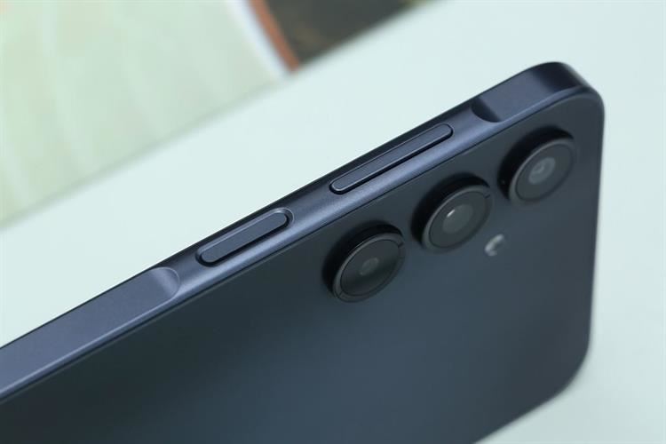 Điện thoại Samsung Galaxy A16 8GB/256GB ( giá theo ngày )