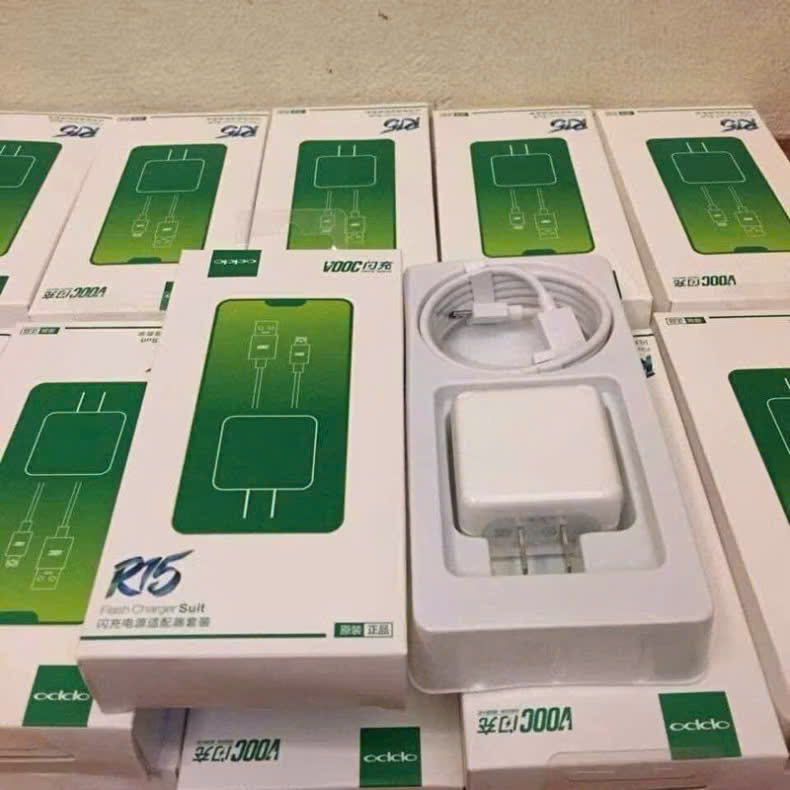 Bộ sạc Oppo R15