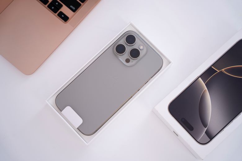 IPHONE 16 PRO 256G NEW SALE ( GIÁ THEO NGÀY )
