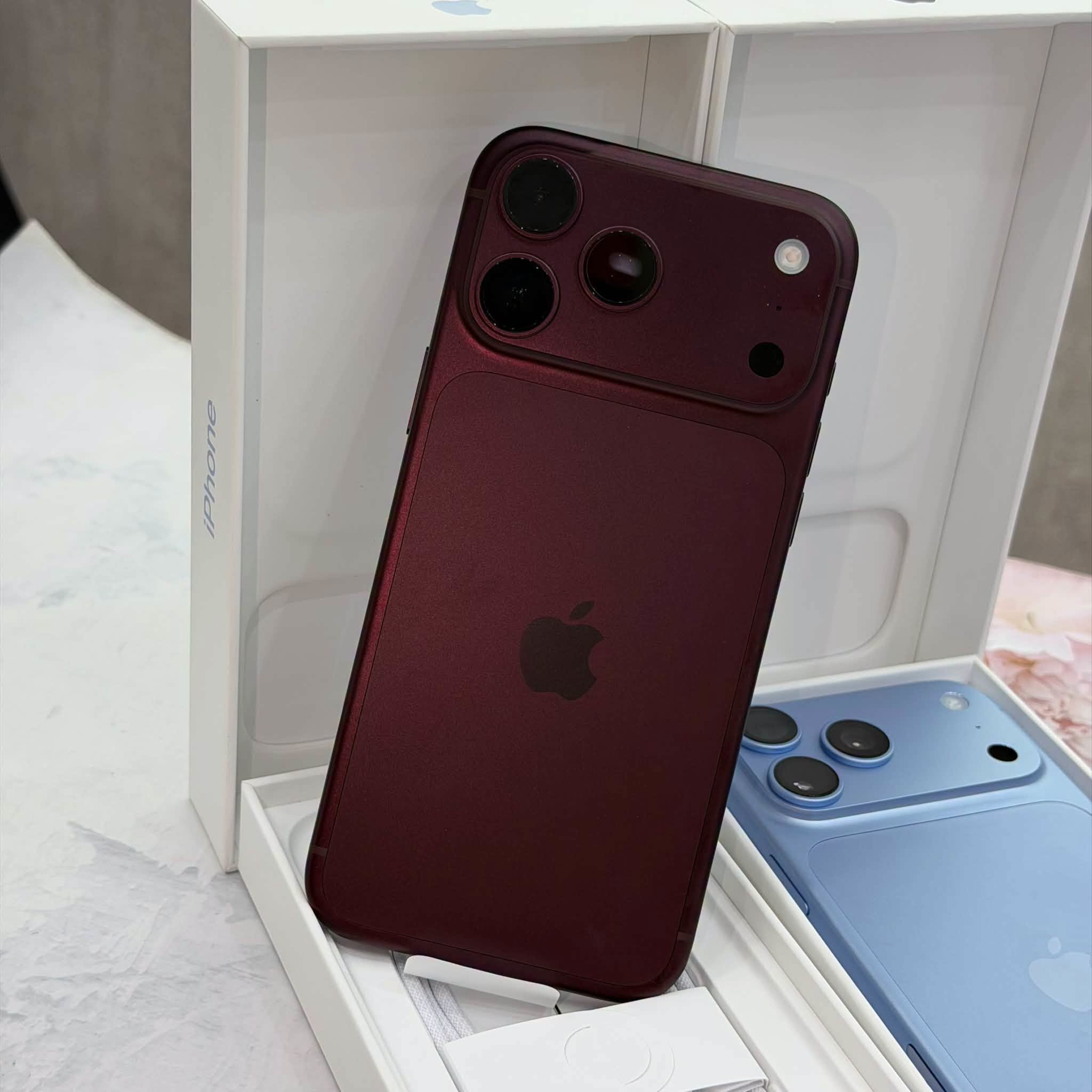 iPhone 18 Pro Đỏ  Burgundy  256G new sale ( GIÁ THEO NGÀY )